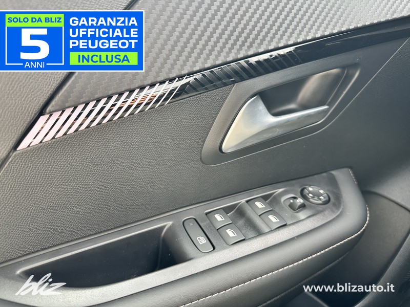 Peugeot 208 1.2 hybrid allure 145cv e-dcs 6
