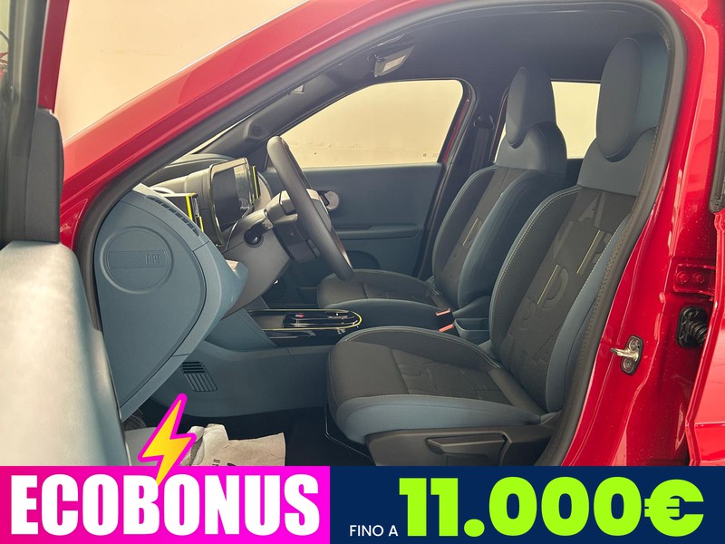 Fiat Grande Panda 44 kwh red
