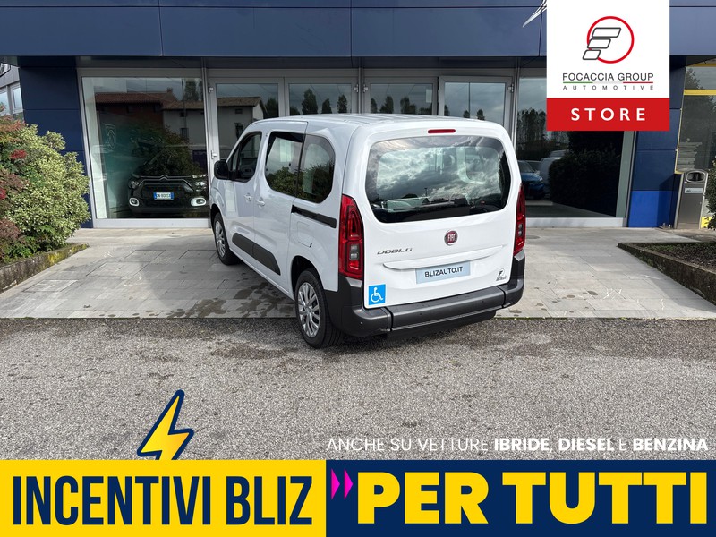 Fiat Doblò Trasporto disabili 4 + 1 con Rampa