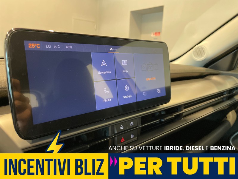 Jeep Avenger 1.2 turbo e-hybrid mhev altitude fwd 110cv edct6