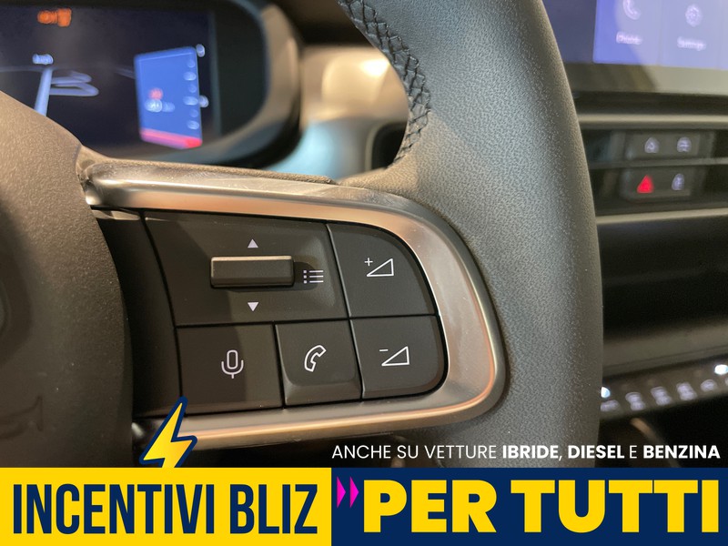 Jeep Avenger 1.2 turbo e-hybrid mhev altitude fwd 110cv edct6