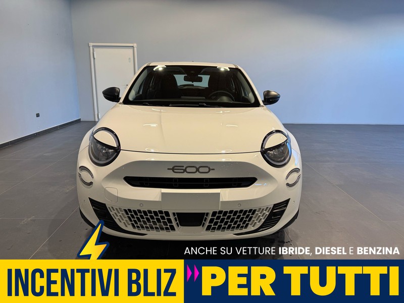 Fiat 600 1.2 hybrid 136cv auto