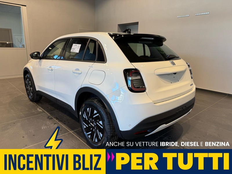 Fiat 600 1.2 hybrid 136cv auto