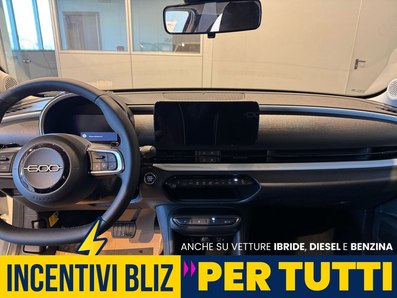 Fiat 600 1.2 hybrid 136cv auto