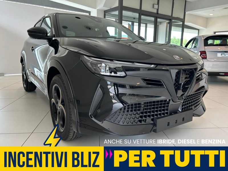 Alfa romeo Junior 1.2 ibrida intensa 145cv edct6
