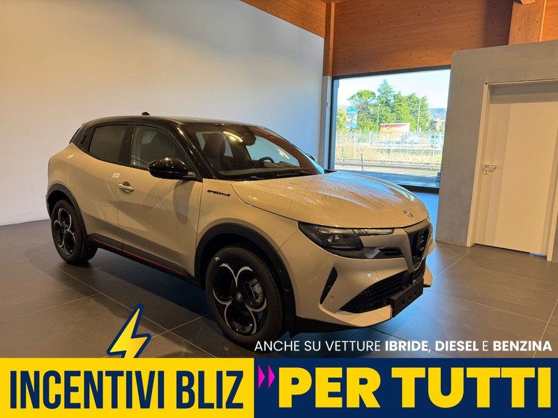 Alfa romeo Junior 1.2 ibrida speciale 145cv edct6