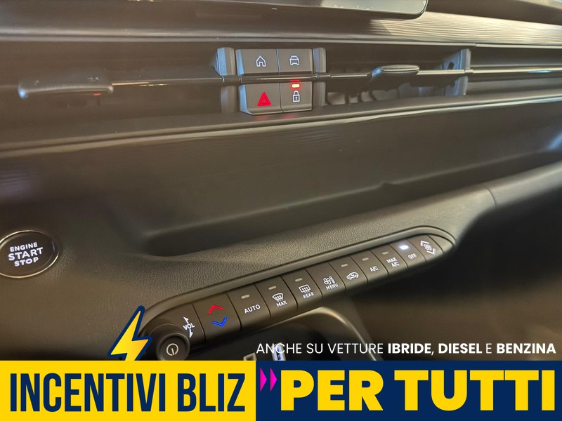 Jeep Avenger Benzina Tech &Sky 1.2 100cv