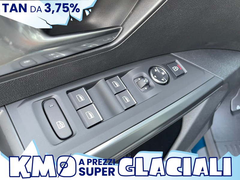 Peugeot 3008 1.2 hybrid gt 136cv e-dcs6