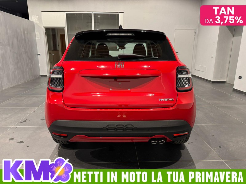 Fiat 600 1.2 hybrid 136cv auto