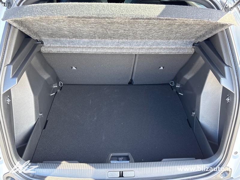 Peugeot 2008 1.2 hybrid gt 136cv e-dcs6