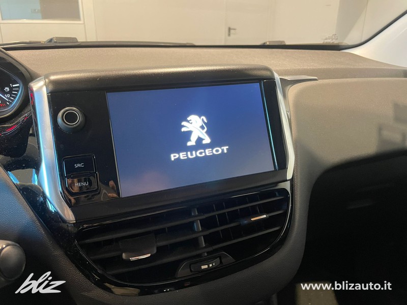 Peugeot 208 5p 1.2 puretech active s&s 82cv neopatentati