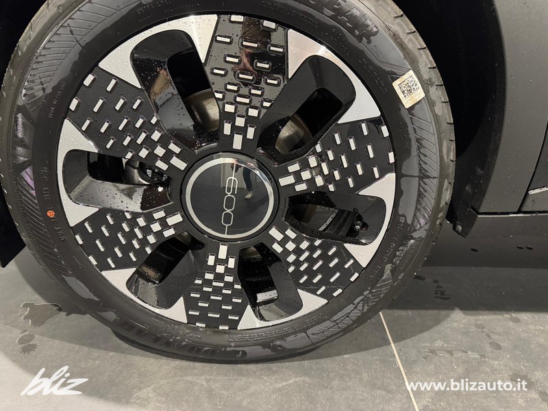 Fiat 600 1.2 hybrid la prima 136cv auto