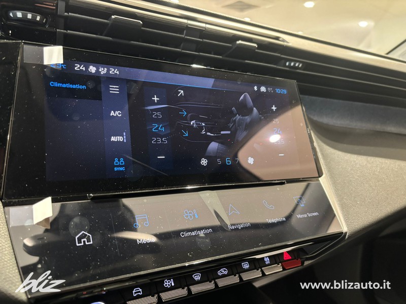 Peugeot 408 1.2 hybrid allure 145cv e-dsc6