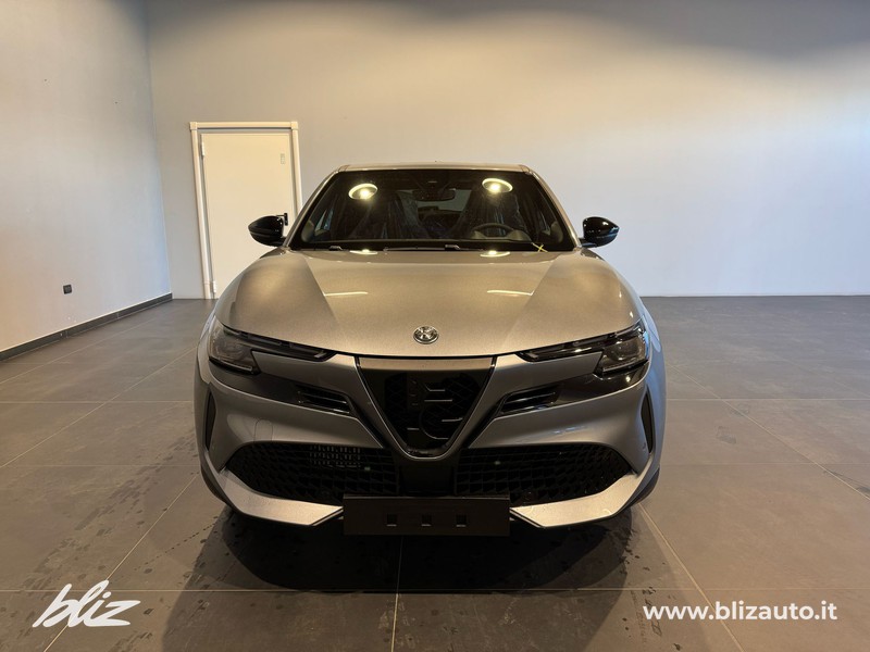 Alfa romeo Junior 1.2 ibrida speciale 136cv edct6