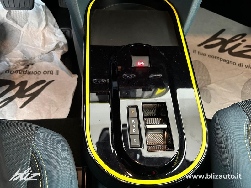 Fiat Grande Panda 44 kwh red