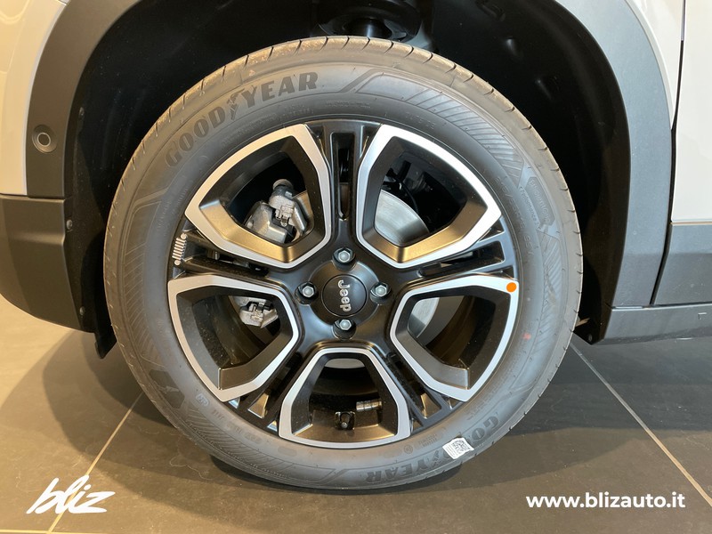 Jeep Avenger 1.2 turbo e-hybrid mhev summit fwd 110cv edct6