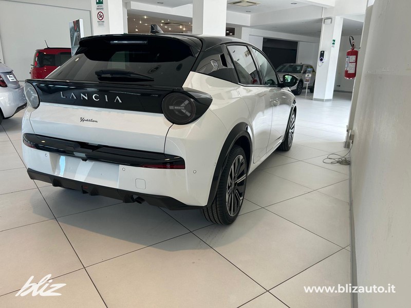 Lancia Ypsilon Nuova Ibrida Lx 1.2 100cv Ibrida