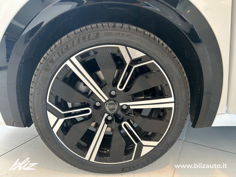 Lancia Ypsilon Nuova Ibrida Lx 1.2 100cv Ibrida