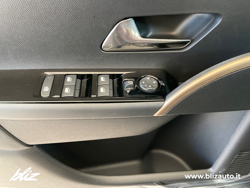 Lancia Ypsilon Nuova Ibrida Lx 1.2 100cv Ibrida
