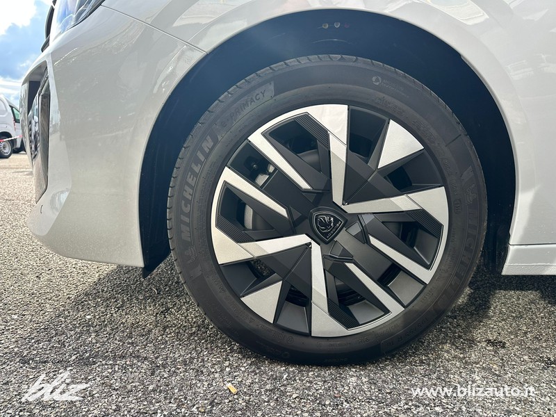 Peugeot 208 1.2 hybrid business 110cv e-dcs 6