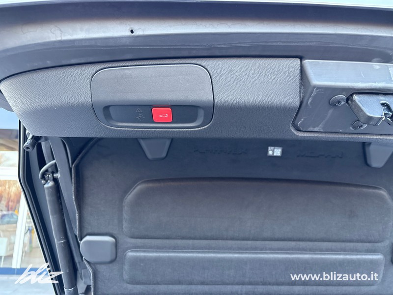 Peugeot 408 1.2 hybrid gt 145cv e-dsc6