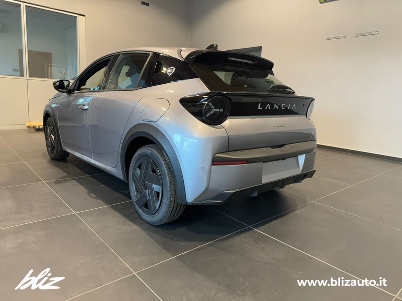 Lancia Ypsilon 1.2 mhev 110cv e-dct