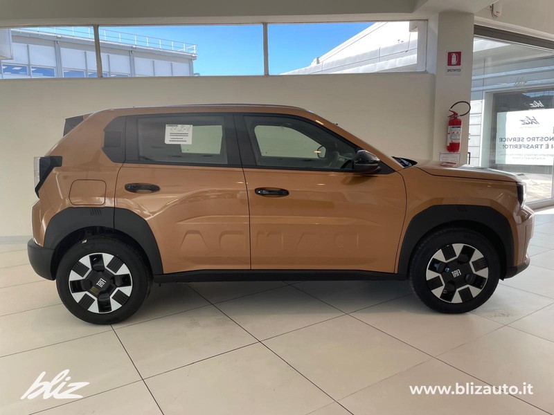 Fiat Grande Panda ICON 1.2 Hybrid 100CV