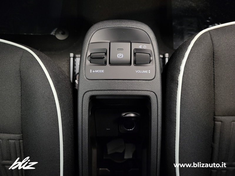 Fiat 500 500e 42 kwh entry pack tech