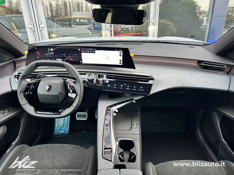 Peugeot 5008 1.6 phev gt 195cv 7p.ti e-dcs7