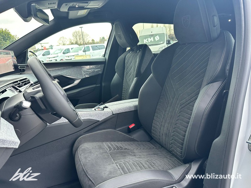 Peugeot 5008 1.6 phev gt 195cv 7p.ti e-dcs7