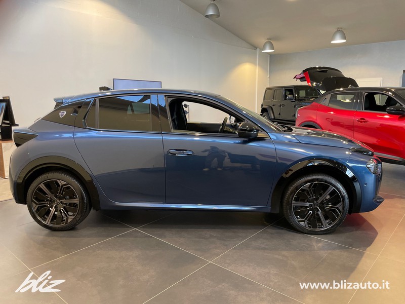 Lancia Ypsilon Nuova Edizione Limitata Cassina Bev 156cv