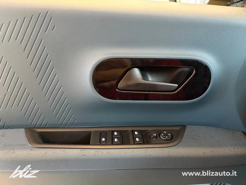 Fiat Grande Panda 1.2 hybrid la prima 110cv edct