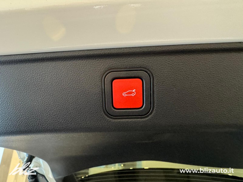 Fiat 600 Hybrid My25 La Prima Hybrid 100cv