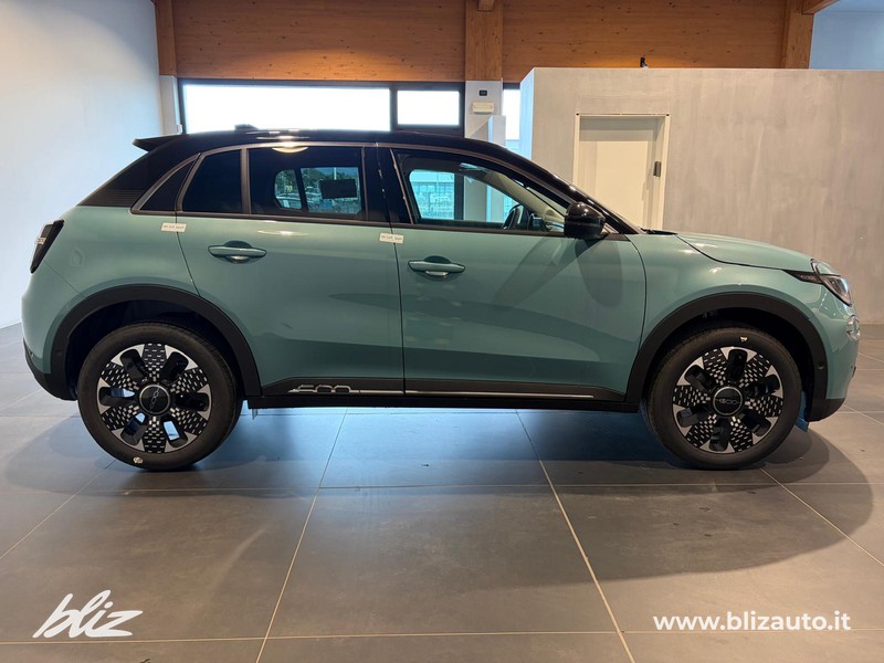 Fiat 600 Hybrid My25 La Prima Hybrid 100cv