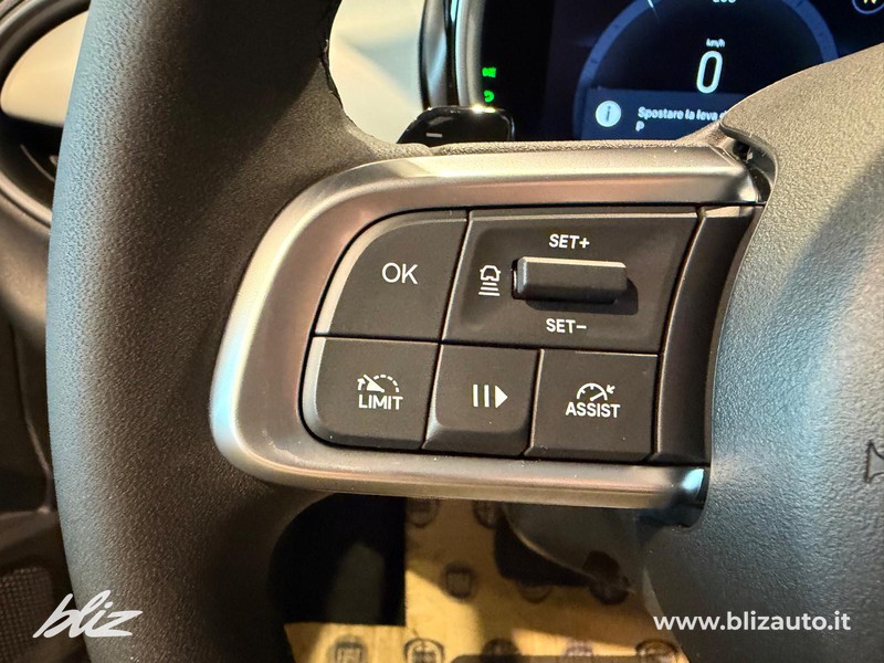 Fiat 600 Hybrid My25 La Prima Hybrid 100cv