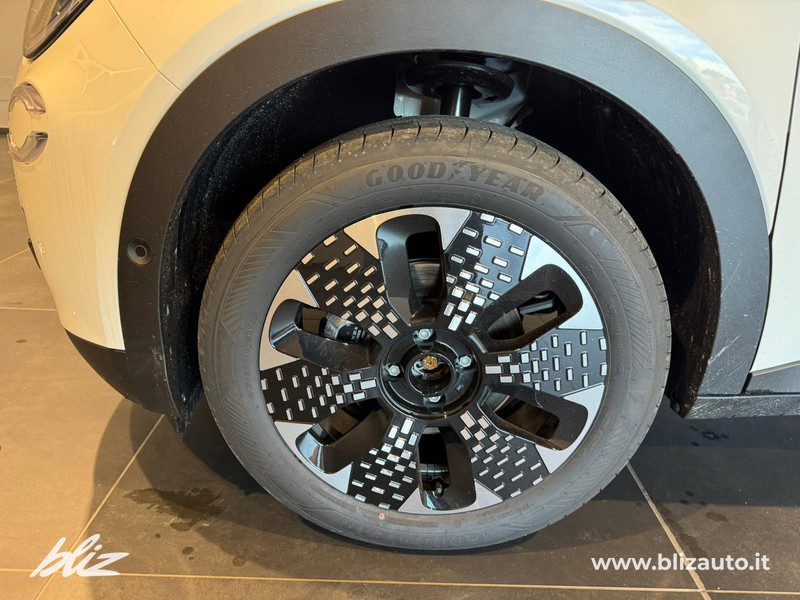 Fiat 600 1.2 hybrid la prima 110cv auto