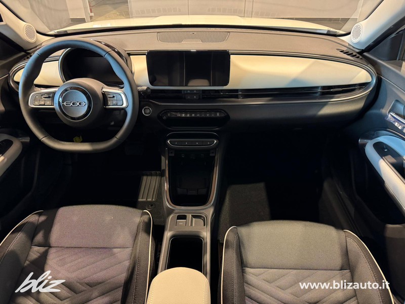 Fiat 600 1.2 hybrid la prima 110cv auto