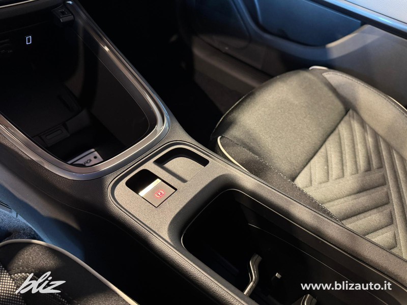 Fiat 600 1.2 hybrid la prima 110cv auto