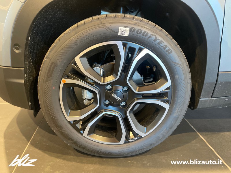 Jeep Avenger 1.2 turbo e-hybrid mhev summit fwd 110cv edct6