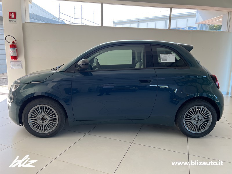 Fiat 500 1.0 hybrid icon