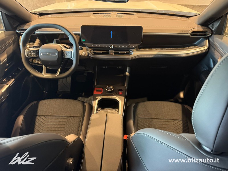 Jeep Compass 1.2 turbo e-hybrid mhev first edition fwd 145cv edct6