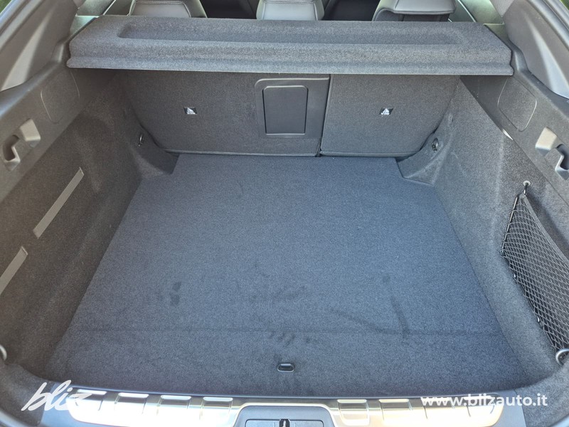 Peugeot 408 1.2 hybrid gt exclusive 145cv e-dsc6