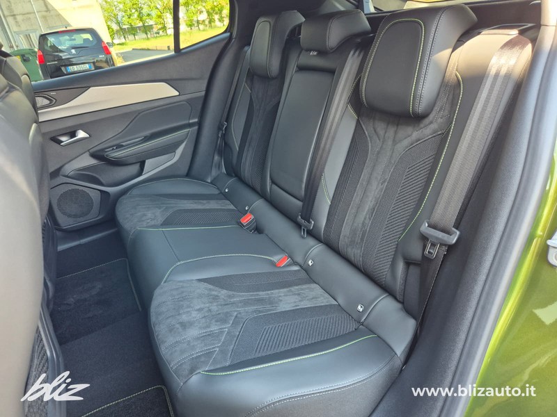 Peugeot 408 1.2 hybrid gt exclusive 145cv e-dsc6