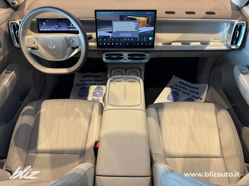 Leapmotor B10 reev hybrid design