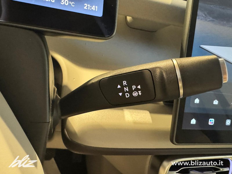 Leapmotor B10 reev hybrid design