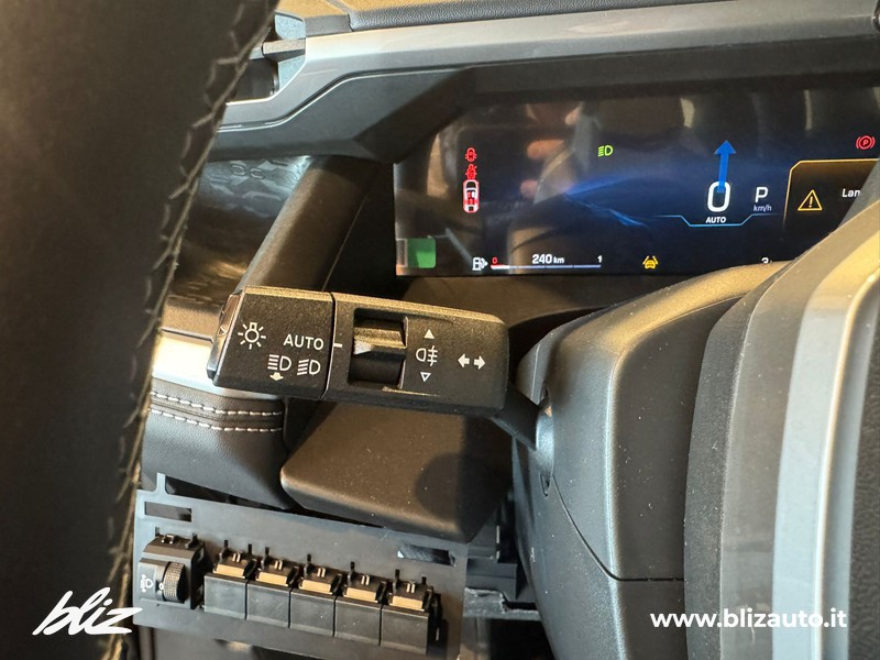Jeep Compass 1.2 turbo e-hybrid mhev altitude fwd 145cv edct6