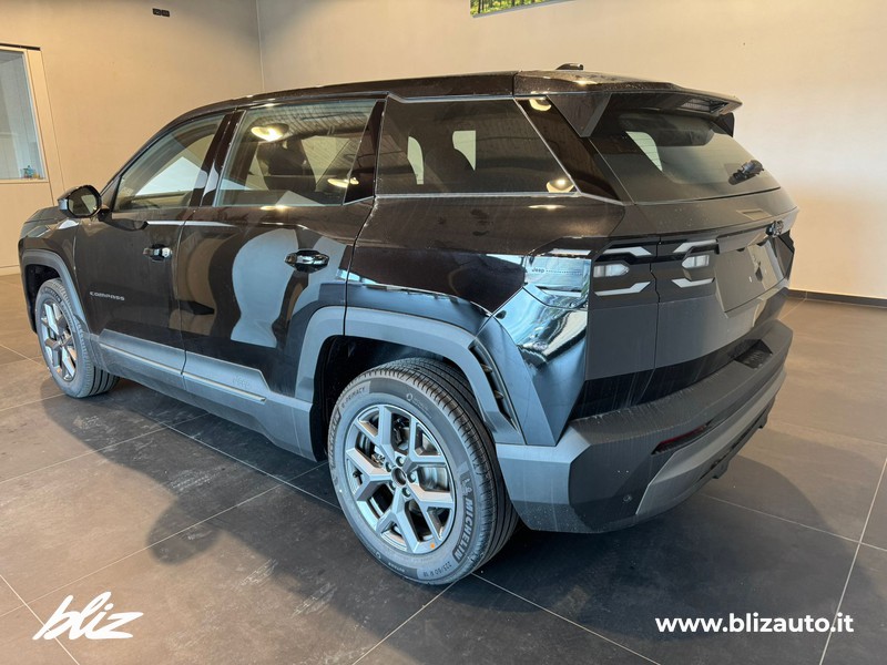 Jeep Compass 1.2 turbo e-hybrid mhev altitude fwd 145cv edct6