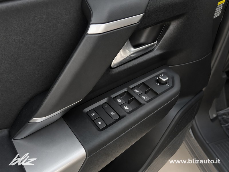 Jeep Compass 1.2 turbo 48v e-hybrid altitude fwd 145cv edct6