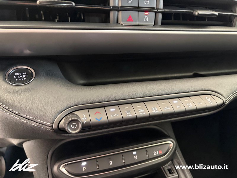 Jeep Avenger 1.2 turbo NUOVA JEEP e-hybrid mhev summit