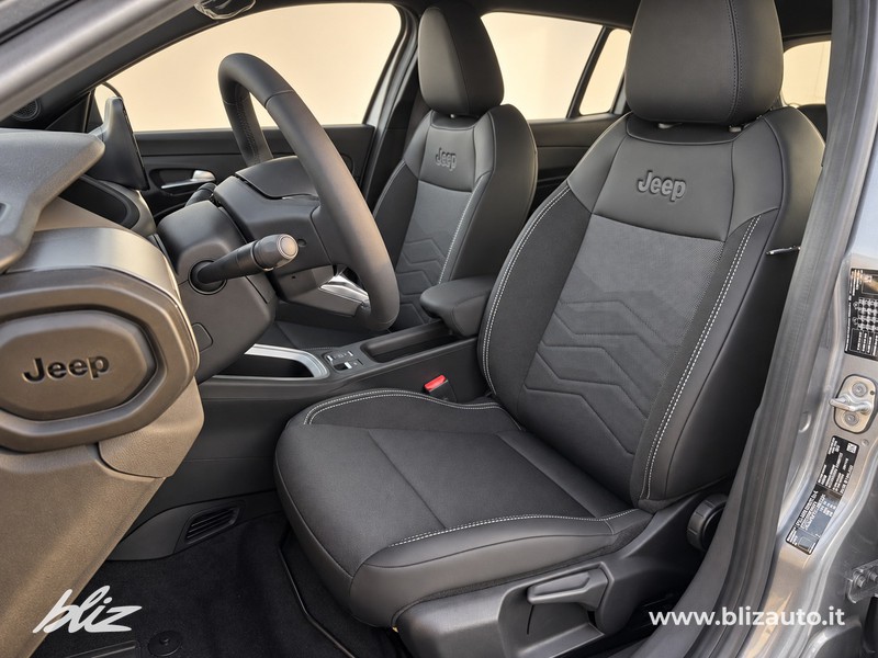 Jeep Avenger 1.2 turbo e-hybrid mhev altitude fwd 110cv edct6